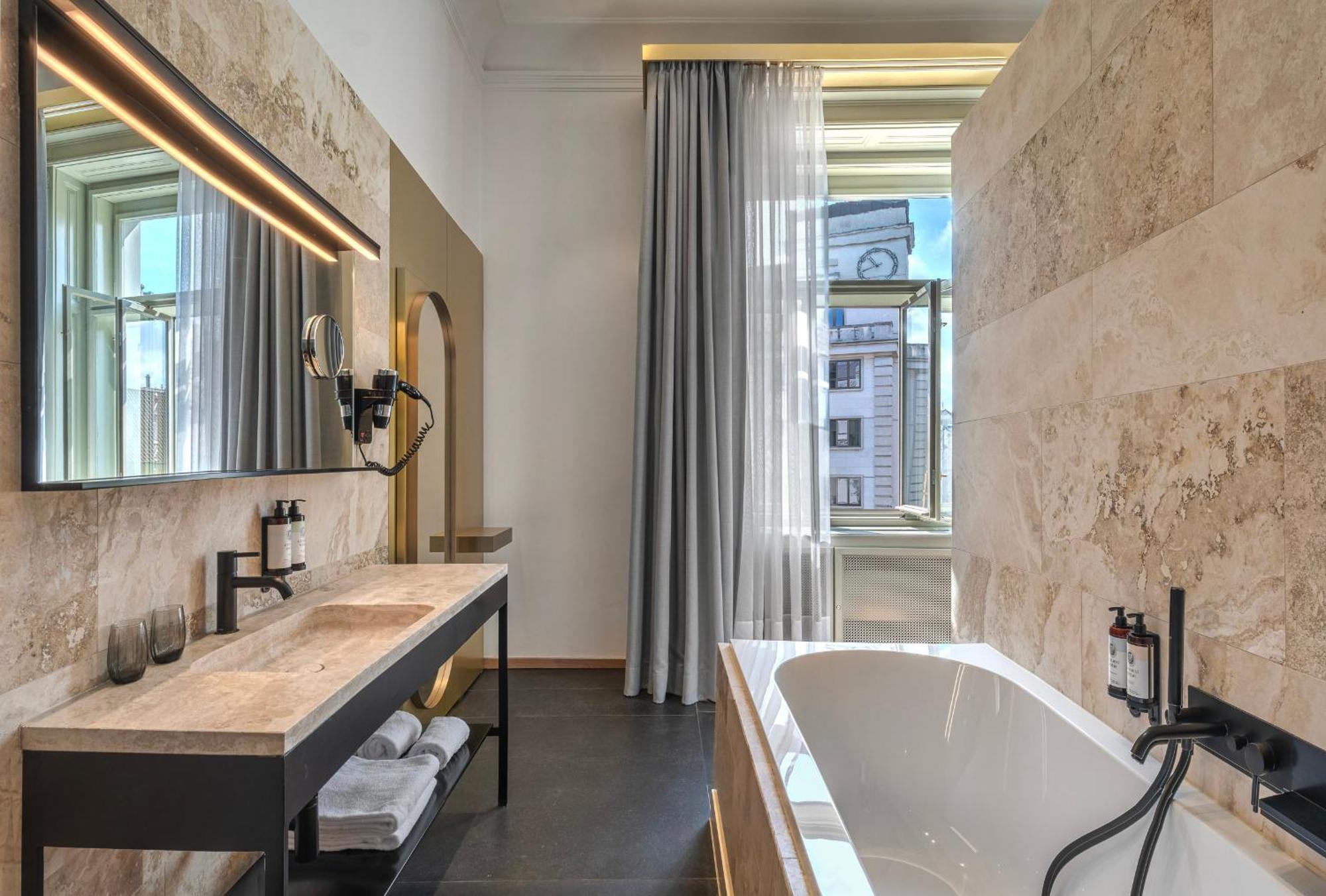 Apartahotel Mottl House By Adrez Praga